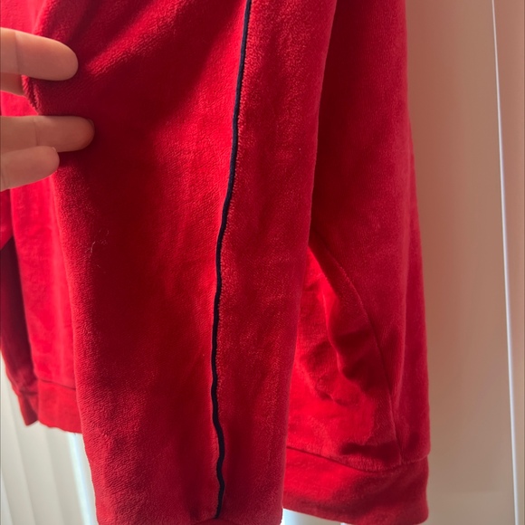 Red velour Levis sweatshirt size lg - Picture 4 of 4